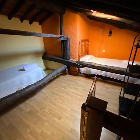 Apartamentos Rurales La Antigua Fonda كانديلاريو المظهر الخارجي الصورة