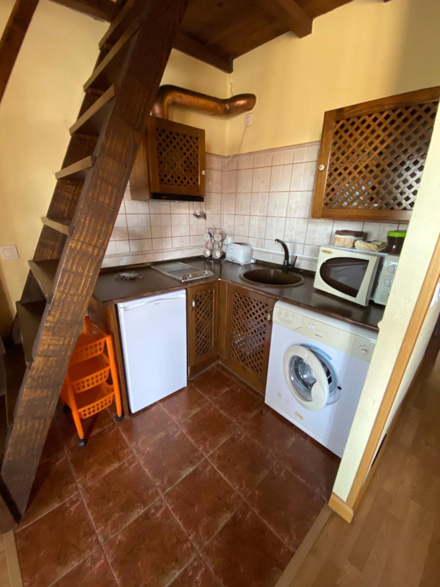 Apartamentos Rurales La Antigua Fonda كانديلاريو المظهر الخارجي الصورة